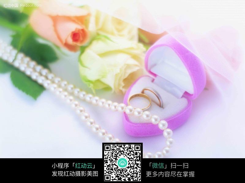 爱情礼物图片-生活用品|日常生活图片下载(编号