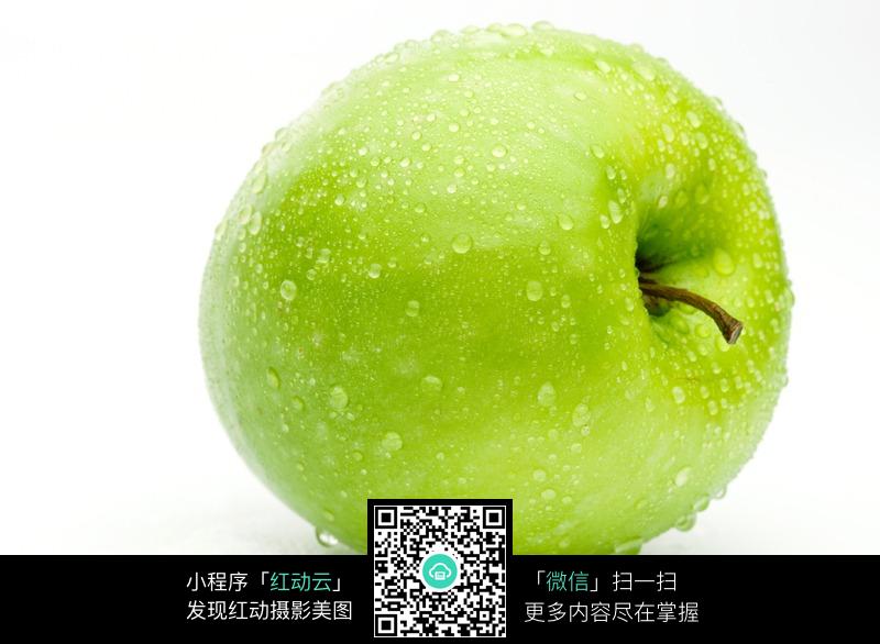 洒满水的青苹果高清素材图片(编号:318035)_水