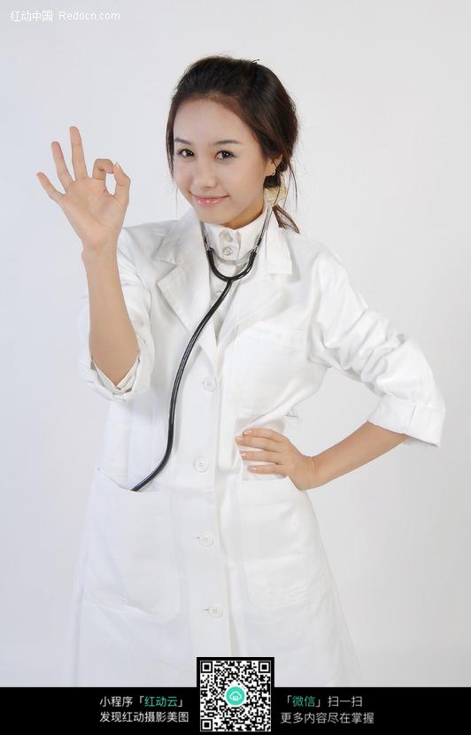 昏迷美女摆弄图片_... 的美女医生图片(编号:33图片