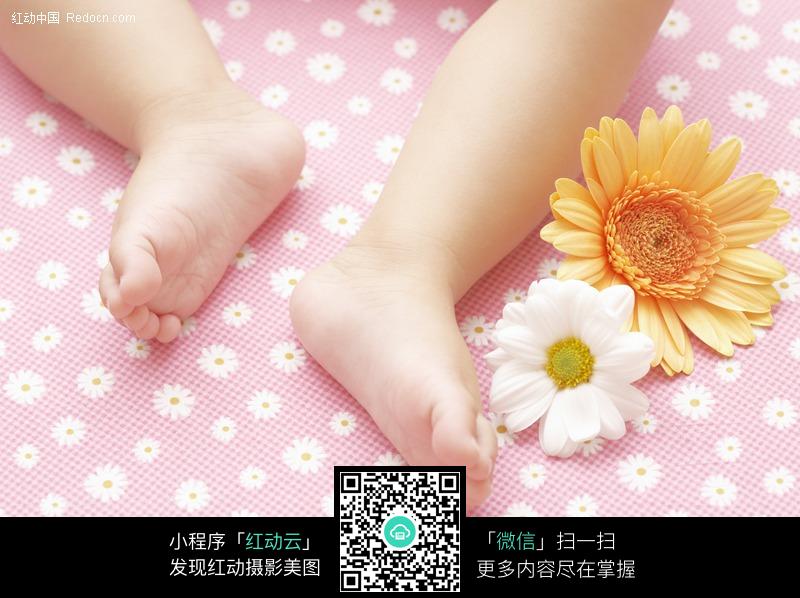 婴儿<em>小脚丫</em>和花朵<em>图片</em>-人物<em>图片</em>素材|<em>图片</em>库|图