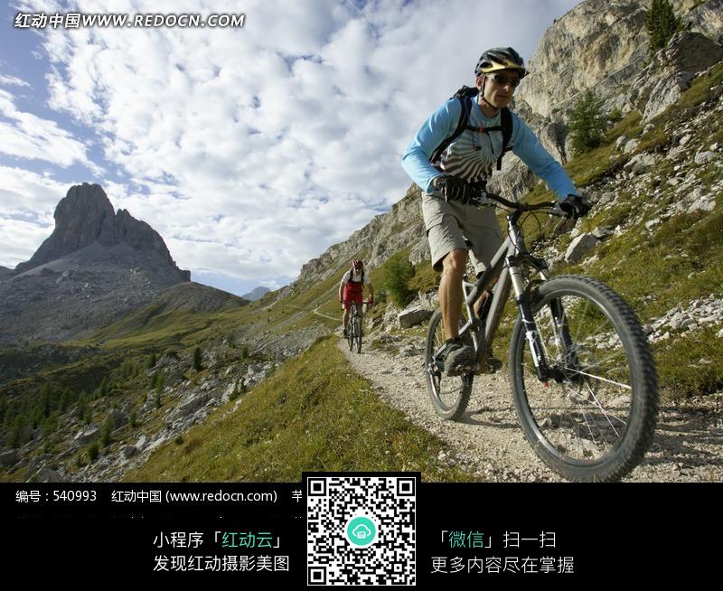 野外自行车运动人物图片-生活用品|日常生活图