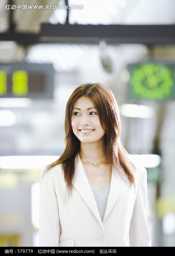 发白衣职业女性图片-现代商务图片|金融图片下