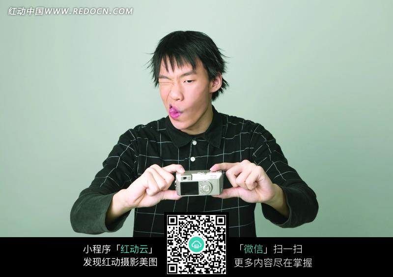 歪嘴吐舌a表情表情自拍的图片表情-人物图片素哥哥包带我吃鸡小男人图片