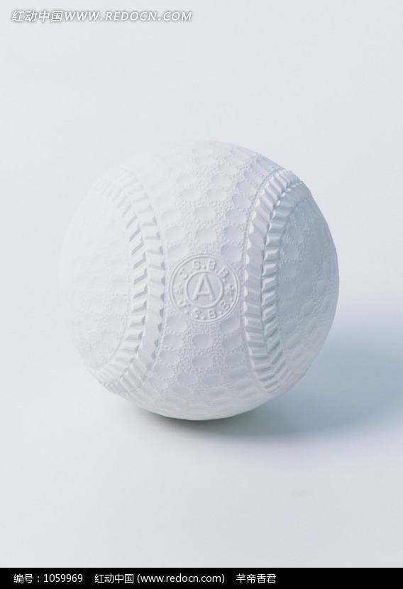 白色背景上的一个白色棒球摄影图片图片(编号