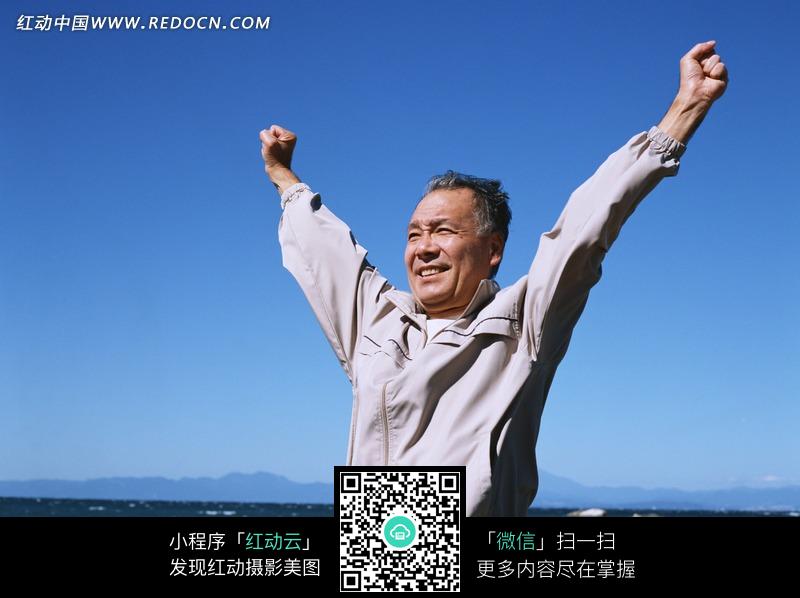 伸懒腰的老人图片-人物图片素材|图片库|图库下