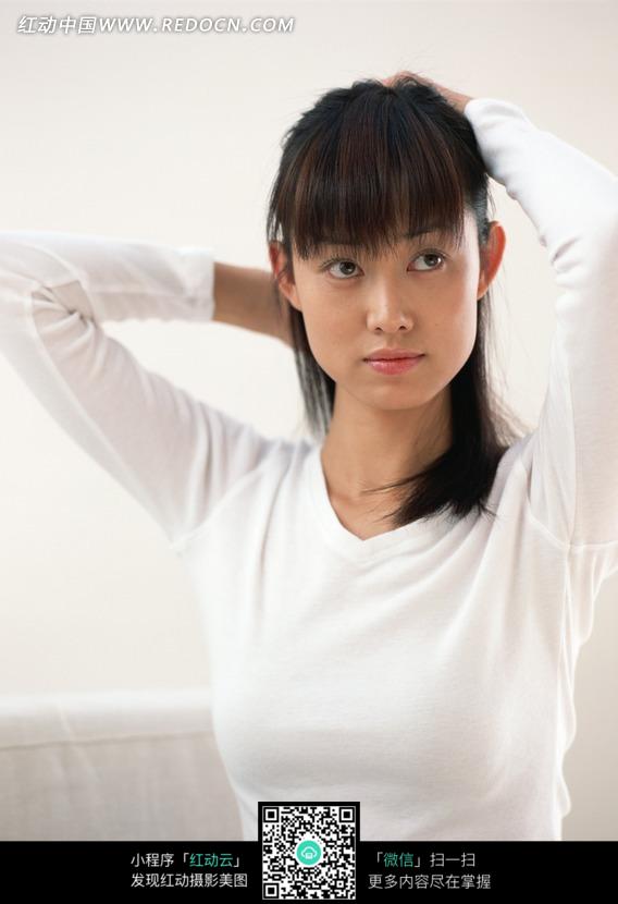 <em>扎头发</em>的美女正面图片(编号:1180385)_女性女