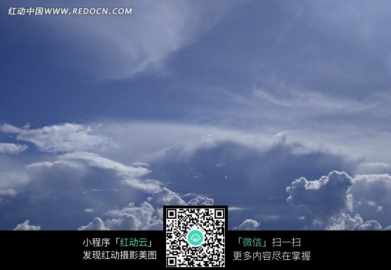 天空中翻滚的云层图片-风景图片|图片库|图库下